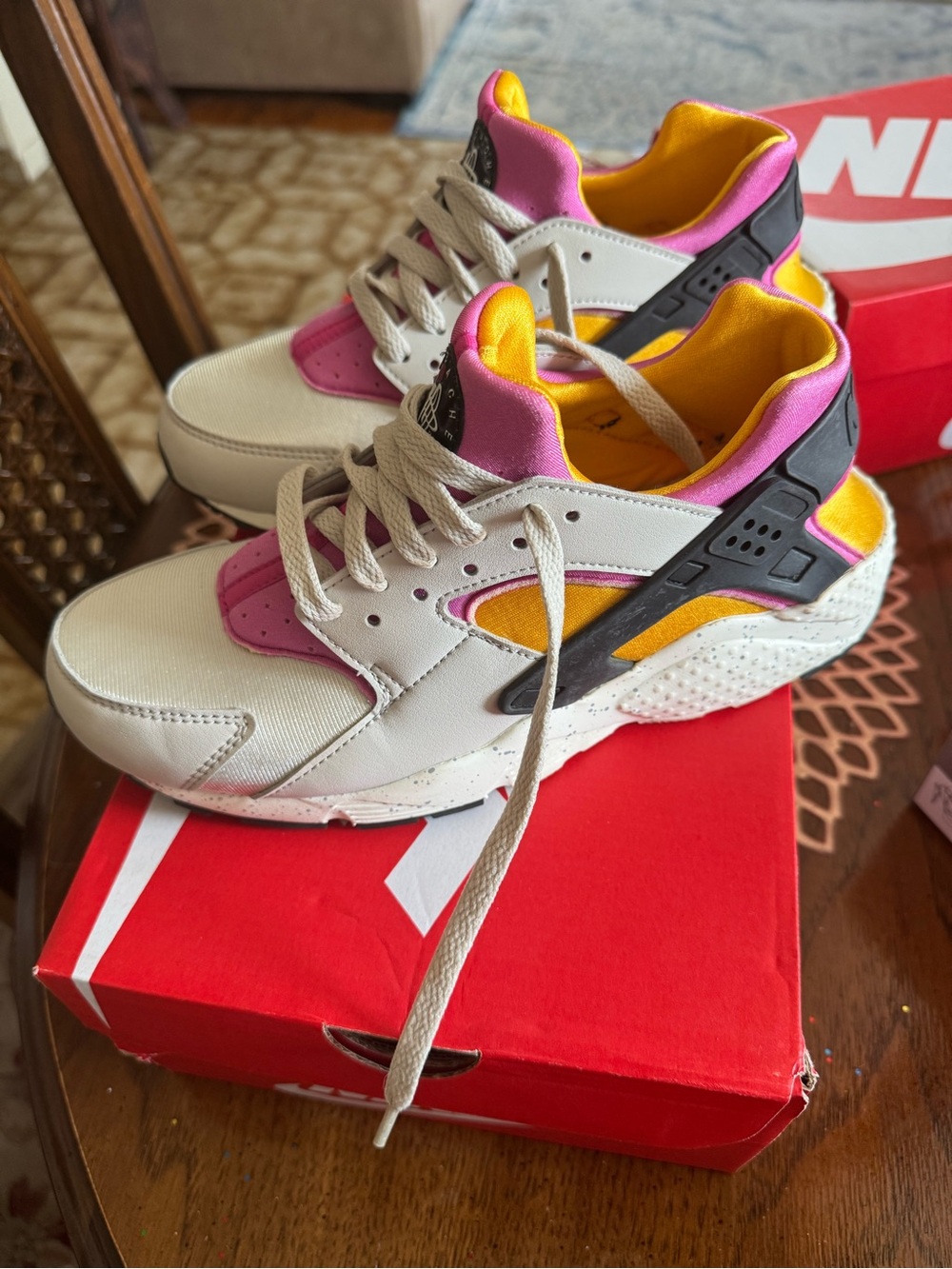 Nike kids hurrache Sneakers in White with Pink & Yellow Accents